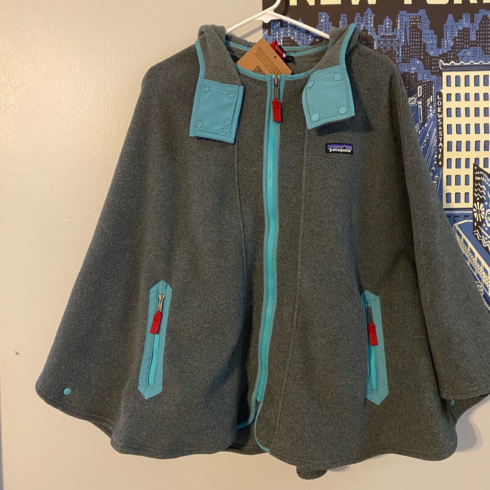 Patagonia Poncho